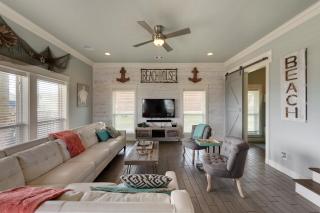 Nautibeach Views from Multiple Decks, Sleeps 14 - 4