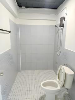 Yellow Place Sukhumvit 2 - BTS Nana - 1