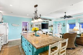 Sconset South 4BR Beach Escape! Deck, Bar, Games & Gulf Views - Port Bolivar - 7
