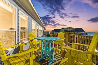 Sea Height Spacious 4BR Getaway! Gulf Views & Gameroom Fun - Gilchrist - 4