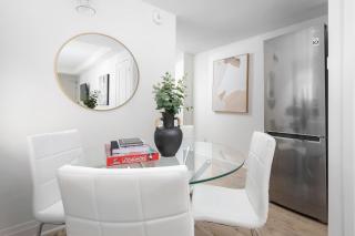 Family Getaway Trendy Ossington Neighbourhood - Toronto - 3
