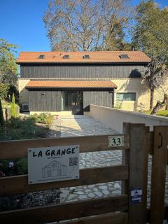 Superbe grange en Dordogne, au cœur de Trémolat - 7