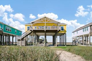 Splash Spacious 3BD 3bath Beachfront! Steps to Beach! - Gilchrist - 8