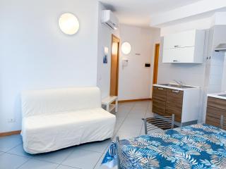 RV Apartment - 9