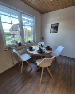 Ferienhaus Mit Wintergarten Und Garten Am Deich - 3