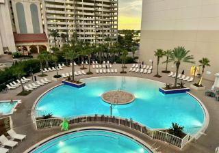 Spacious 1-Bedroom! Ocean Views & 5 Pools Resort! by Dolce Vita Getaways PCB - 7
