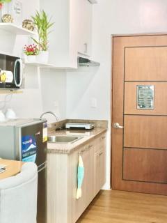 Condo at Mesatierra Garden - Quiet, Tidy, Central Location - Davao - 9