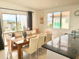 Amazing Seaview House - Auckland - 1