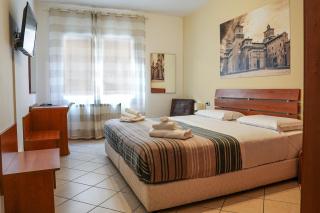 SMART HOTEL - Ferrara - 8