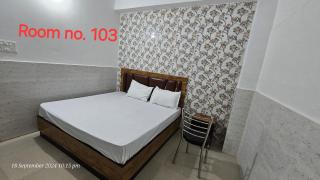 SARAL Guest House - Ayodhya - 1