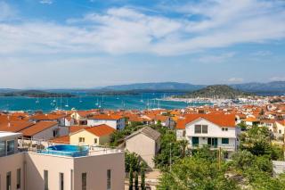Penthouse SeaByMe with 2 Terraces - Murter - 1