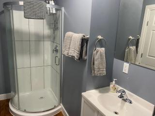 Cougar Mountain Lodge and Resort Cabin Rentals - Valemount - 5