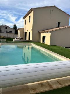 NOUVEAUTE !!! Villa Moderne de 4 chambres, piscine chauffée et vue panoramique - Apt - 2