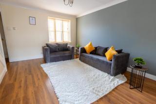 2-Bed Home London - Long Stays - 6
