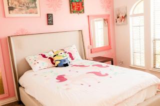 Luxury 4br home, 2 king,1 queen, 3bed, 4tv - 8