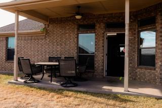Luxury 4br home, 2 king,1 queen, 3bed, 4tv - Wichita Falls - 5