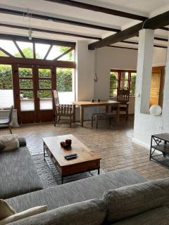 Stilvolle 3 Zimmer-Wohnung auf saniertem Resthof -  - 0