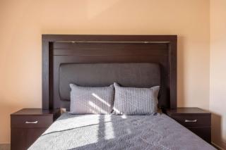 Apt with Excellent in-town Location #2 - 5