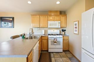 Beautiful Bend Townhouse - Country Feeling Right in Town 4230 - Bend - 6