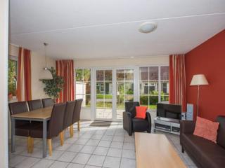 Holiday home on a holiday park - Hellendoorn - 8