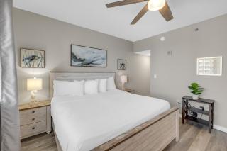 2-Bedroom Beachfront Condo at Shores of Panama! by Dolce Vita Getaways PCB! - Panama City Beach - 3