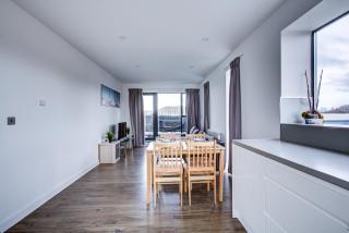 Canning Town 4-Person Flat with Free Parking - Londra - 2