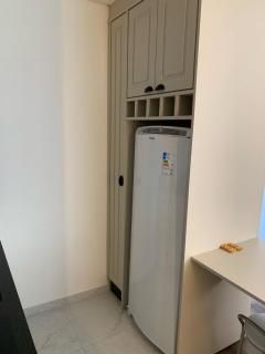 Apto novo com Ar Condicionado bem localizado - Curitiba - 1