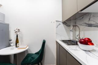 Comfy 1BR CityCenter Self Checkin by Keygo 120 - Erevan - 5