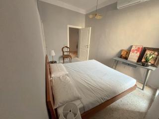 Attico Mugnai - Stylish Penthouse in Rome Old City Center - 6