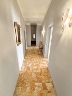 Attico Mugnai - Stylish Penthouse in Rome Old City Center - 2