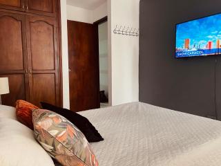 APARTAMENTO SECTOR LAURELES-ESTADIO 3 HABITACIONES hasta 6 personas - 8