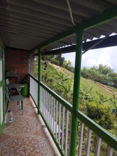 Casa finca en pueblo rico Neira - 2