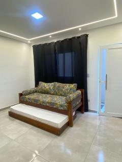 Casa em condomínio 400m da praia - Praia Grande - 9