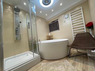 Apartman Jacuzzi Be Happy - Zagabria - 3