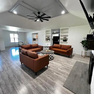 Newly renovated 5 bedroom in Southwest - San Angelo - 1