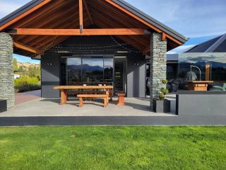 Albert Town Retreat - 9