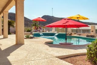 Tropic Paradise Pool Home - 8