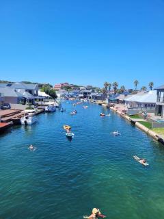 Jeffreys Bay - Life on the Canals - Jeffreysbaai - 0