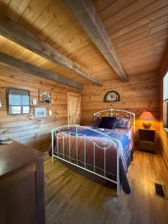 Sleepy Bear Cabin-Watch the Sunset, Dogs welcome with Pet Rate - Maggie Valley - 6