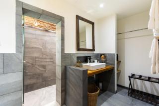 Villa 30 meters to the Beach - 9