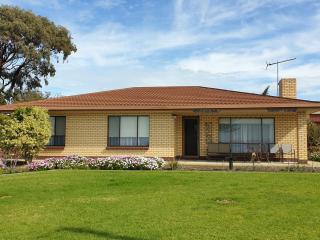 Kirazz Holiday Homes - 8