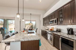GNS ESSENTIALS - Scottsdale - 11302 E White Feather Ln - Scottsdale - 3