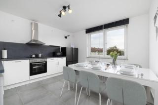 CREW BEDS - APARTMENTS in Wolfsburg 4x Bedroom, Single Beds, Free Coffee, WiFi & Parking - 24h CHECK IN #WOB01 #WOB02 - 6