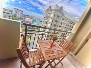 Calathea Luxe Atrium Suite - Manila - 2