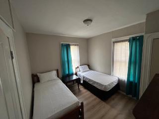 Cozy 3bd 1ba Free Parking - Skopje - 6