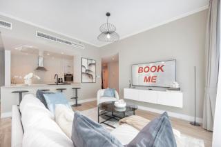 StayShort - Stylish 1-Bedroom Apartment Perfect for 4 in JBR Dubai Marina - 2