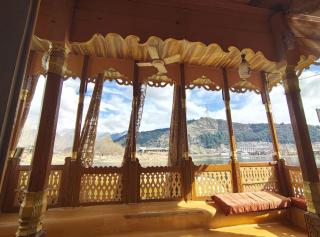 Houseboat New Jahangir And Morning Car - Srinagar - 1
