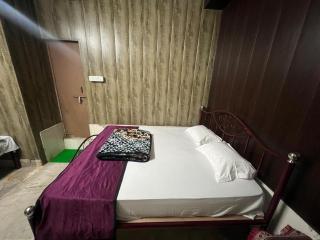 Triveni Sangam Homestay - Prayagraj - 6