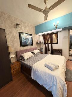 Independent Garden Cottage-Bandra-Carter road - Mumbai - 2