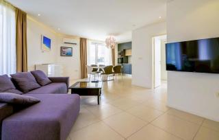 5 Bedroom Cozy Home In Murter - Murter - 9